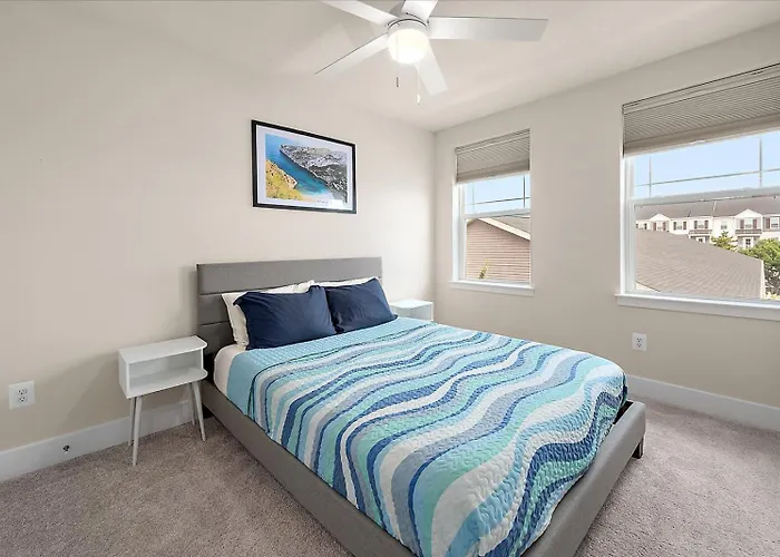 Spacious Retreat Pool Dogs Welcome Holiday home Ocean City