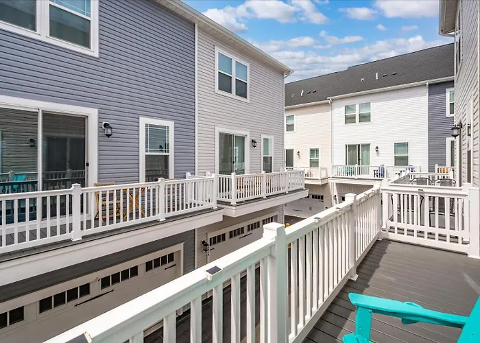 Spacious Retreat Pool Dogs Welcome Ocean City